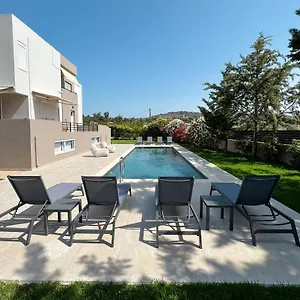 Sweven, Luxury Living Chania Souda