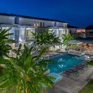 Adonis Luxury Village Apartment Pefkochori