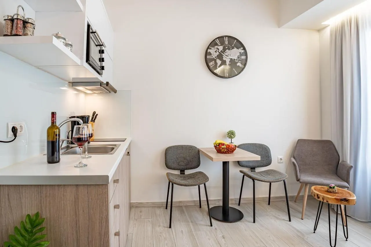 White & Gray Apartment Rethymno 0*,  Grecia